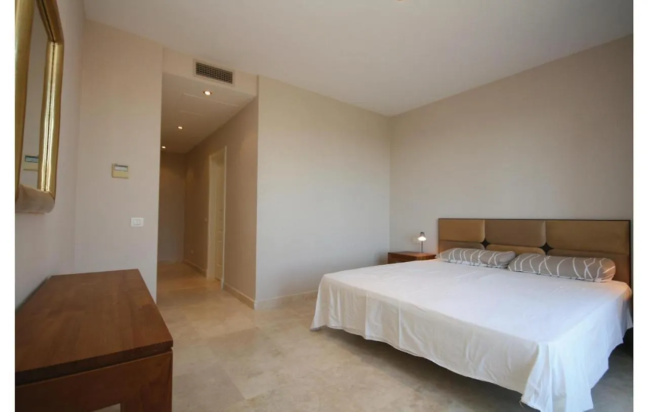 Amazing Home In Benahavis With Swimming Pool 에스테포나 스페인