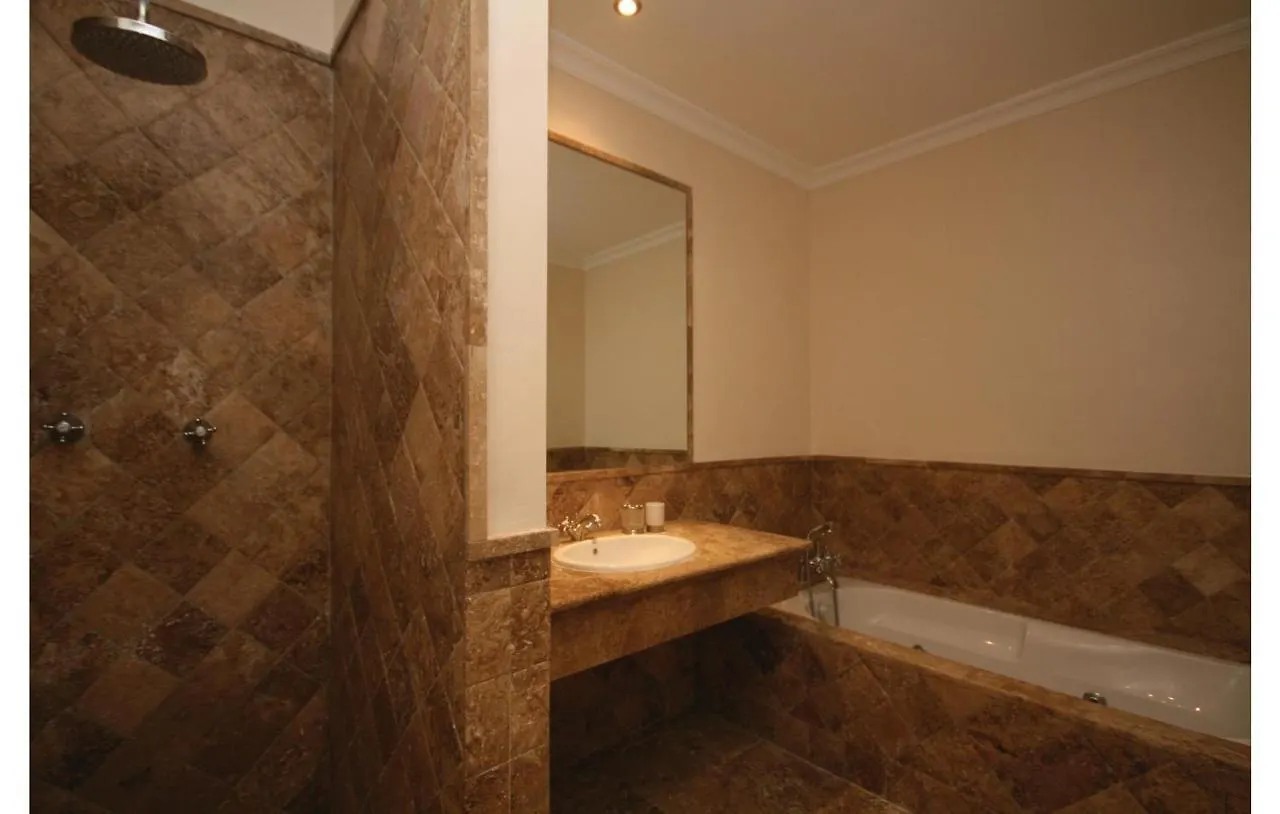 펜션 Amazing Home In Benahavis With Swimming Pool 에스테포나