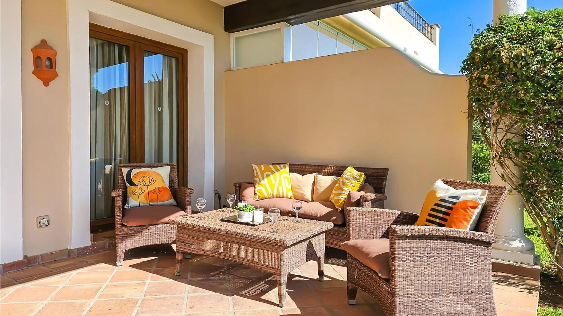 Amazing Home In Benahavis With Swimming Pool 에스테포나 스페인